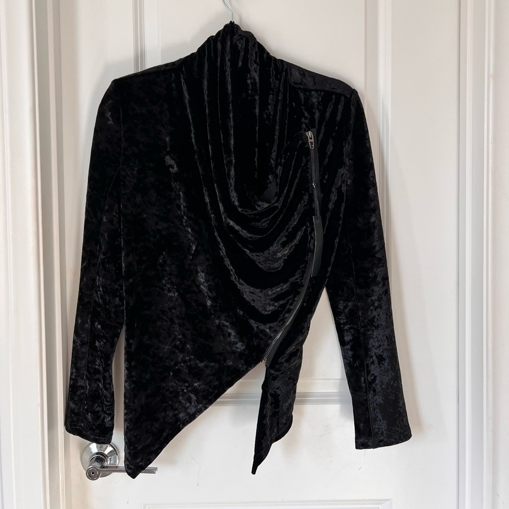 NWT Blank NYC Black Velvet Jacket XS Gothic Steampunk Long Sleeves Zipped
